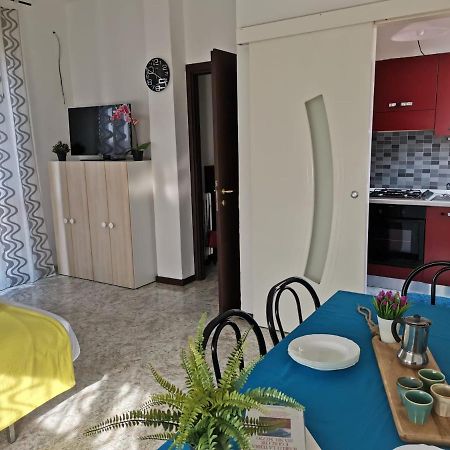 Bnbook-L'Appartamento Di Gio' Rho Buitenkant foto